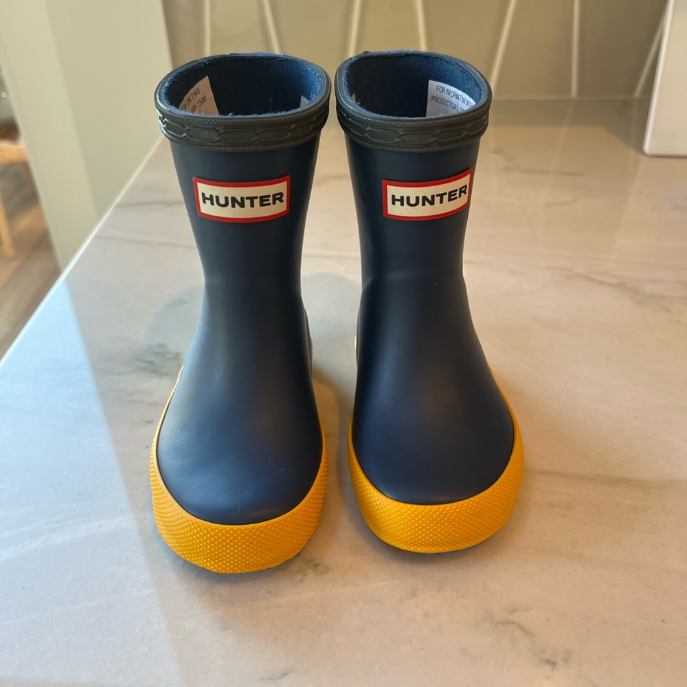 Brand new Hunter rain boots - Toddler size 5